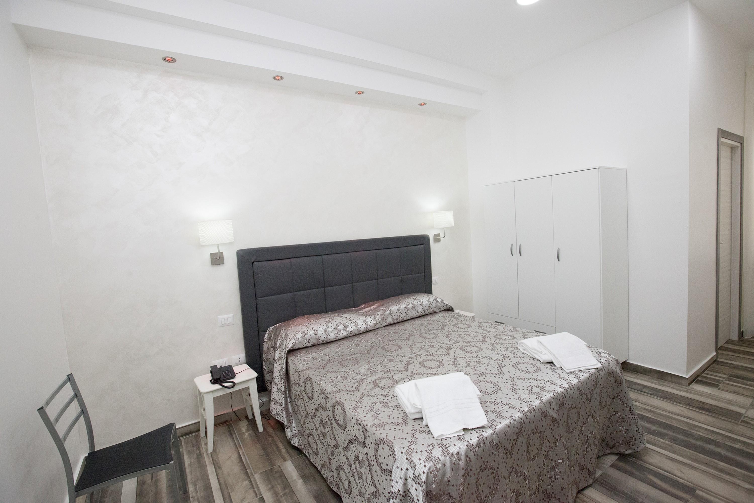 Napoli Garibaldi Square Bed & Breakfast エクステリア 写真