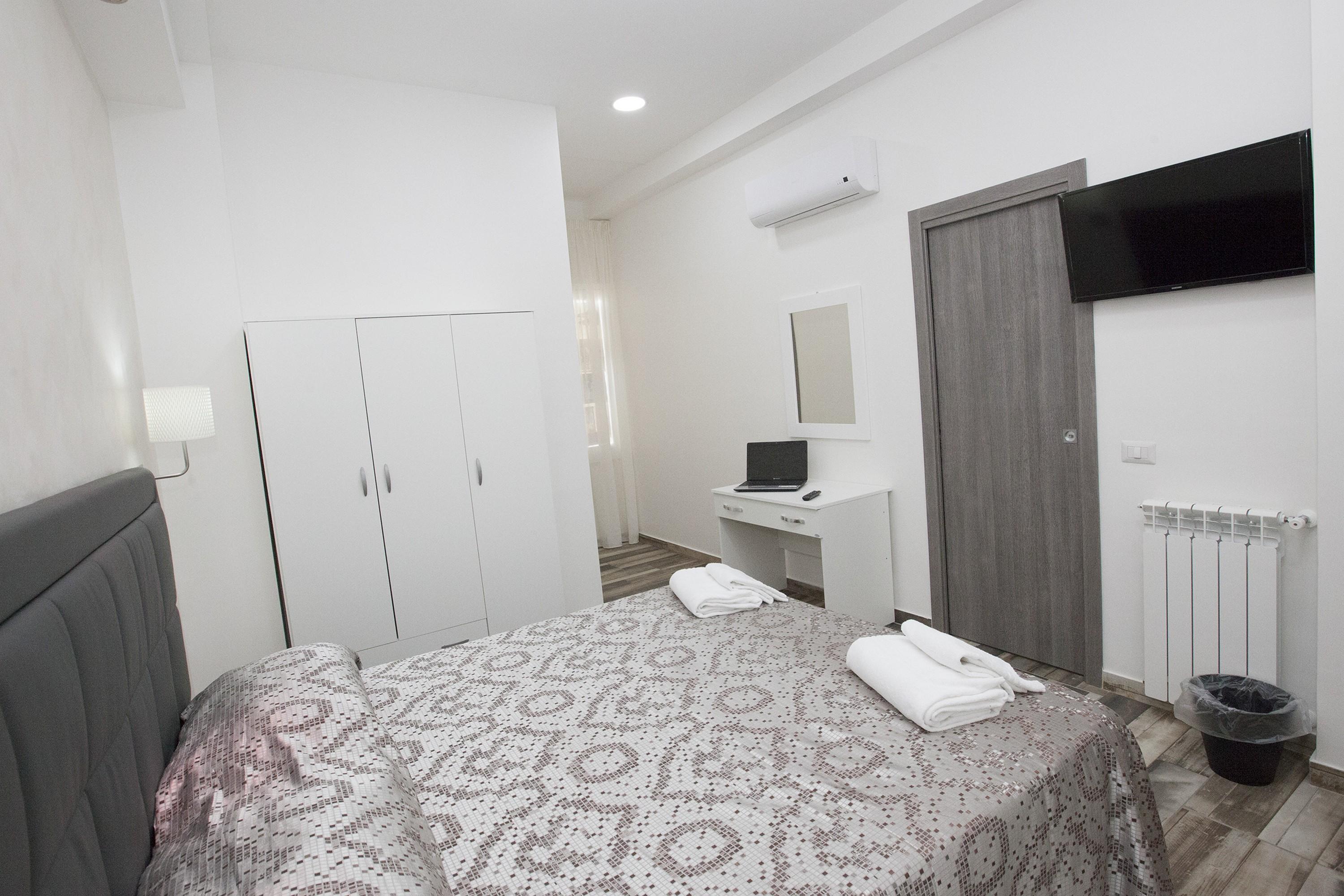 Napoli Garibaldi Square Bed & Breakfast エクステリア 写真